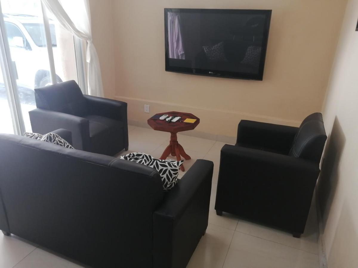 Апартаменти Apartamento 4 El Paraiso De Capitan Fernando Челем Екстер'єр фото